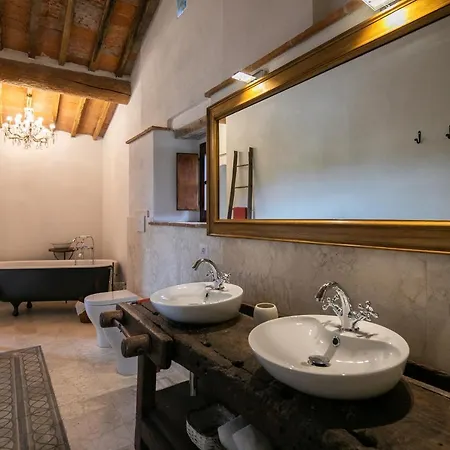 Villa Ancano Lucignano